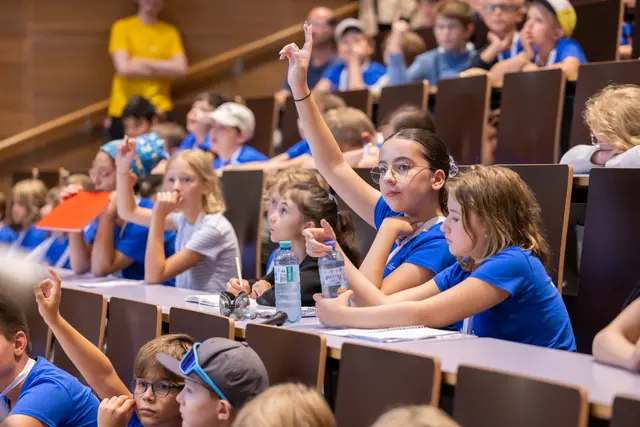 Die Kinderuni Wien findet heuer unter dem Motto „Zukunftskraft“ statt. | Foto: Kinderbüro der Universität Wien/APA Fotoservice/Juhasz