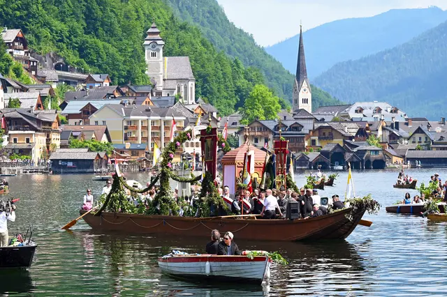 Seeprozession auf dem Hallstättersee. | Foto: Wolfgang Spitzbart (Archivfoto)