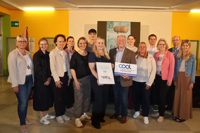 Ein wichtiger Meilenstein und eine Reise durch die Zeit: Mittelschule Albrechtsberg ist „COOL-Impulsschule“