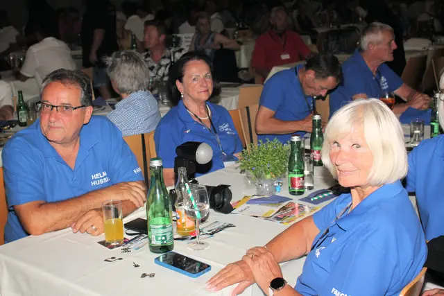 Der Fanclub von Helmut Hussler durfte nicht fehlen. | Foto: Cescutti