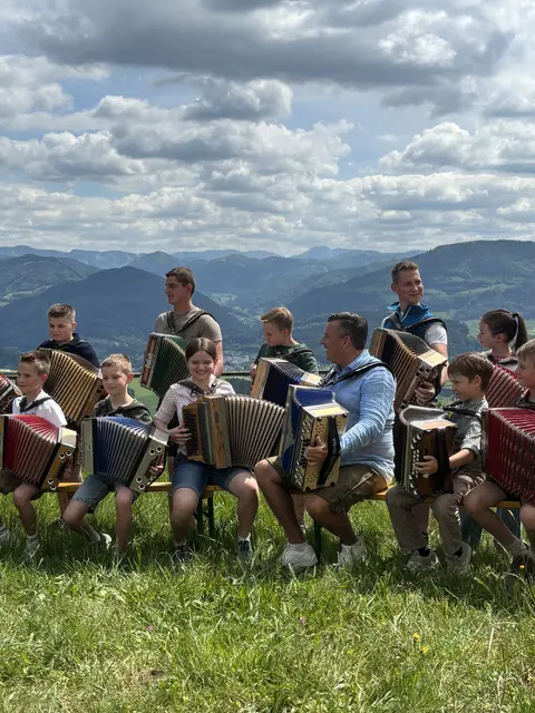 Im TV– Marc Pircher zeigt junge Talente aus Sonntagberg in ORF 2