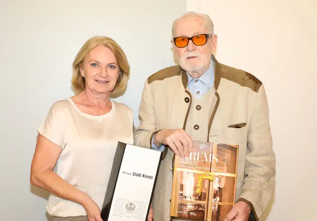 Alles Gute zum 90. Geburtstag, Herr Stenzel!