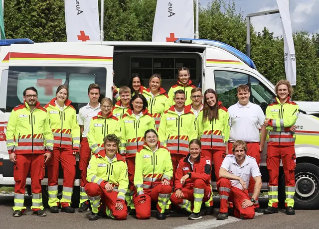 Teilnehmende des Rettungssanitäterkurses im letzten Jahr.
