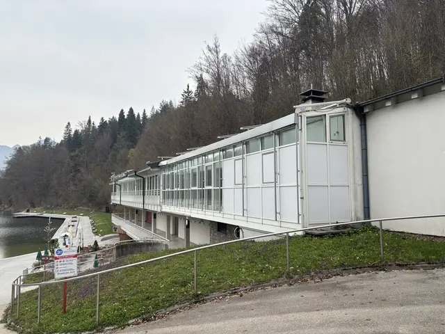 Der Neubau des Restaurants am Hechtsee wurde im April beschlossen.  | Foto: Barbara Fluckinger
