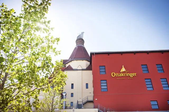 Ab 22 Uhr sorgen DJ Crystal O und Pandora Nox zunächst für den musikalischen Auftakt, bevor um 23.30 Uhr das eigentliche Showprogramm startet. | Foto: Schwarzhirsch