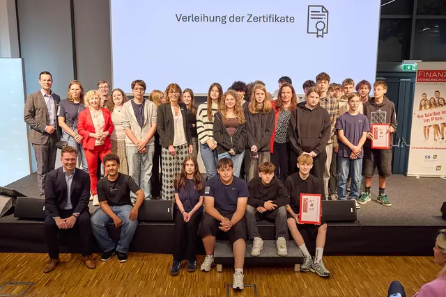 Darum ist der „NÖ Finanzführerschein“ für Schüler so wichtig