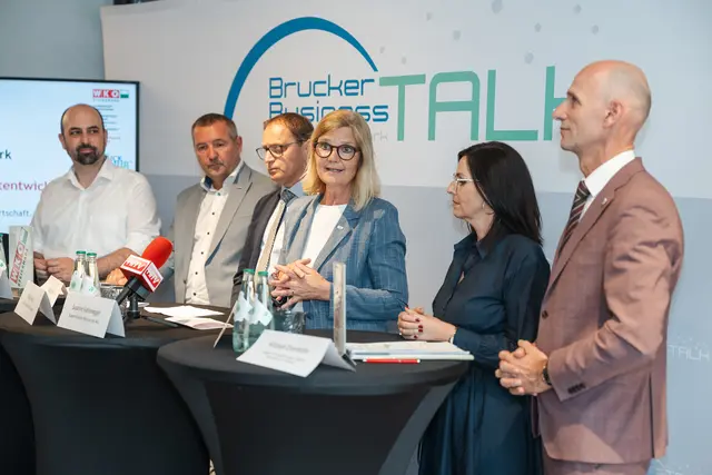 Im Restaurant Mira Monti in Bruck fiel der Startschuss für die neue Innenstadtinitiative.  | Foto: Paller