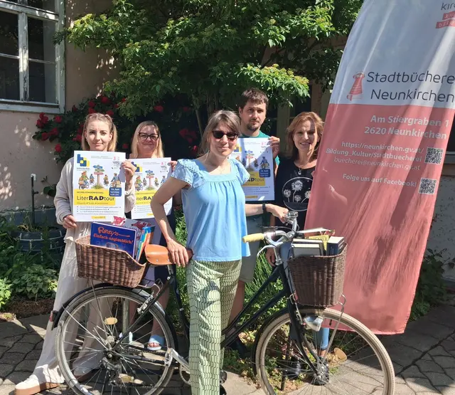 Auf zur LiterRADtour von Gloggnitz über Ternitz nach Neunkirchen. | Foto: Bücherei Neunkirchen
