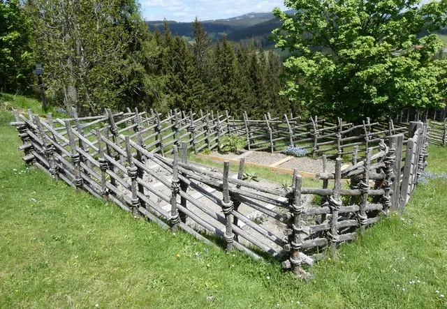 Der Garten mit dem Naturzaun