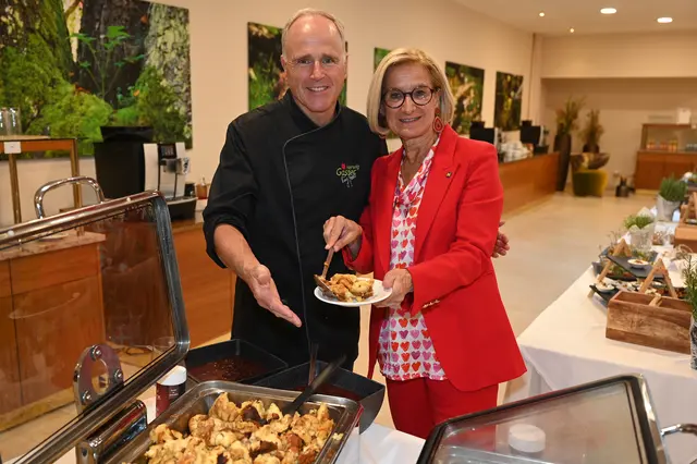 Für den süßen Hunger gab es Kaiserschmarrn von Meisterpatissier Herwig Gasser. | Foto: Wienerwald Tourismus / Sonja Pohl
