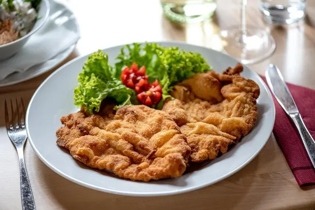 Köstlichkeiten aus dem Weingut Dungel. | Foto: Netzwerk-Kulinarik/Martina Siebenhandl 