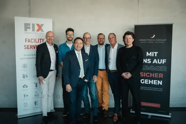 Robert Punzenberger, Geschäftsführer der FIX, Univ.Prof. Gerald Schweiger (TU Wien), LH-Stv. Manfred Haimbuchner, Christoph Kothbauer, David Hopf Geschäftsführer der Immotech, Harald Werfer Geschäftsführer der Immotech und Univ.Prof. Oliver Englhardt. | Foto: Immotech/FIX