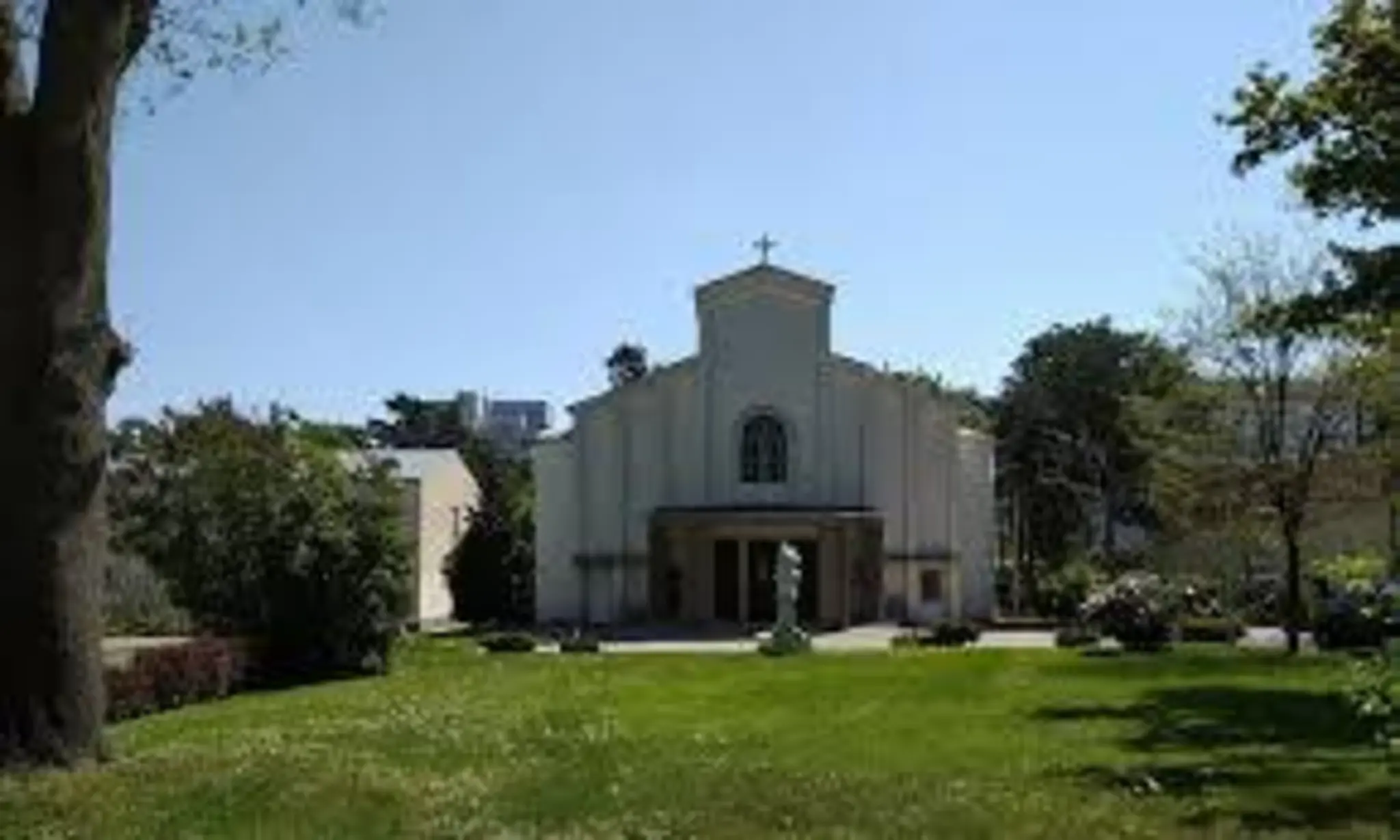 Abriss der Kamilluskirche: Kunstwerk "Christus als Weltenrichter" wird entfernt