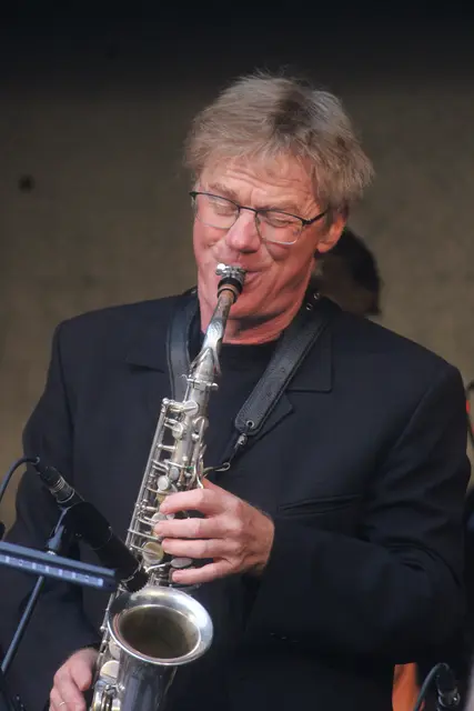 Willibald Kulmer war wieder am Saxophon unterwegs. | Foto: Josef Hofmüller