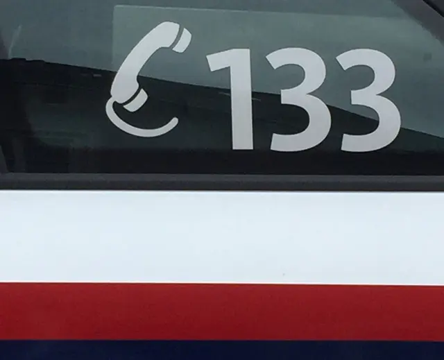 Ein 18-Jähriger wird bestimmten Grades im Bereich des Gesichtes und der Beine verletzt. | Foto: MeinBezirk