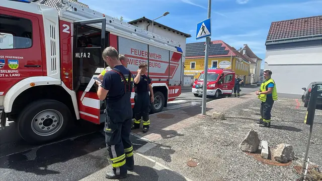 Im Einsatz standen die Freiwillige Feuerwehr Wieselburg Stadt und Land, die Polizei Niederösterreich sowie das Rote Kreuz des Bezirks Scheibbs. | Foto: DOKU NÖ