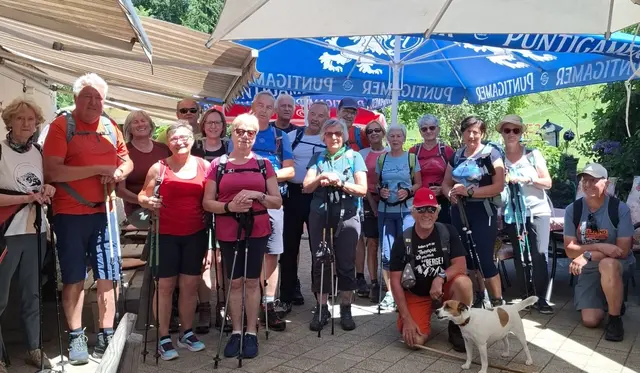 Ein schöner geselliger Wandertag, begleitet von guter Laune und köstlicher Kulinarik. | Foto: Privat