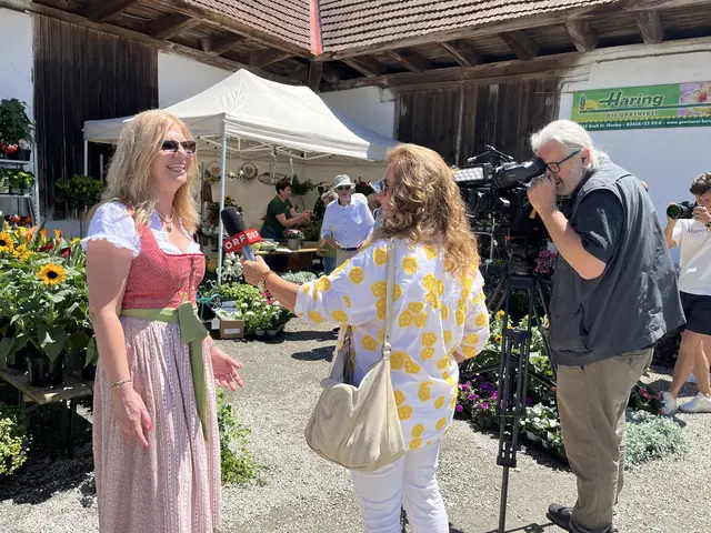 Karin Stromberger im Interview mit Gisi Hafner, ORF Steiermark  | Foto: Brigitte Gady