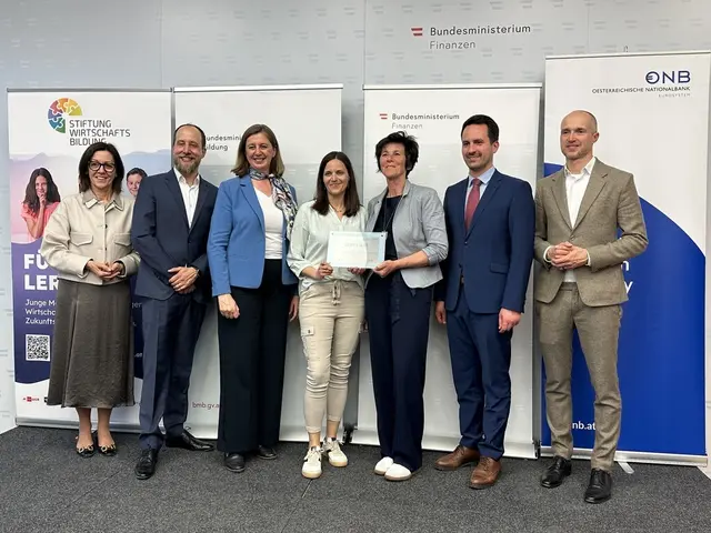 Mittelschule erhält als Vorreiter Ready4Finance-Zertifikat