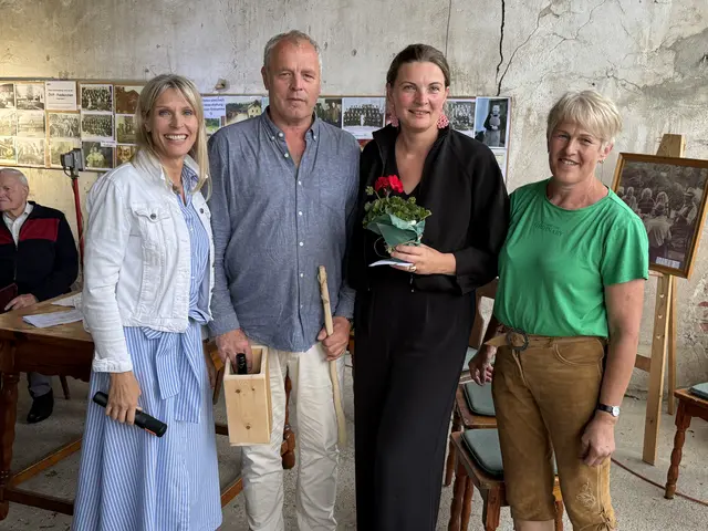 Vzbgm. Sabine Lindorfer mit Johann und Sieglinde Willnauer und Erna Pfleger vom Organisationsteam | Foto: ÖVP Feldkirchen