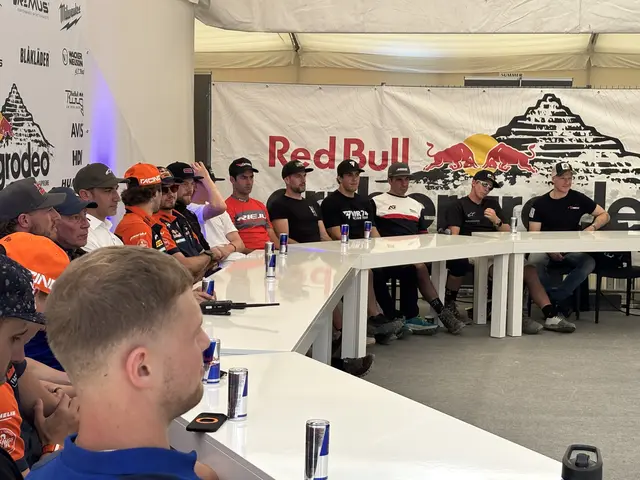 Pressekonferenz mit den Top-Fahrern des Enduro