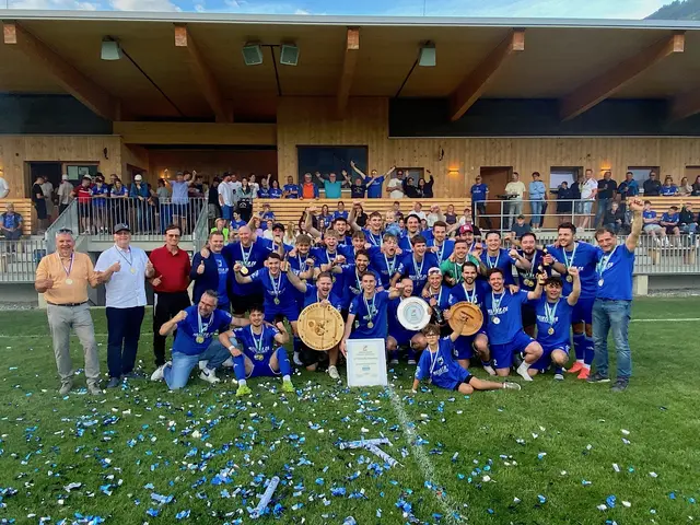 Der SV Unzmarkt jubelt über den Meistertitel und Aufstieg in die Oberliga Nord.