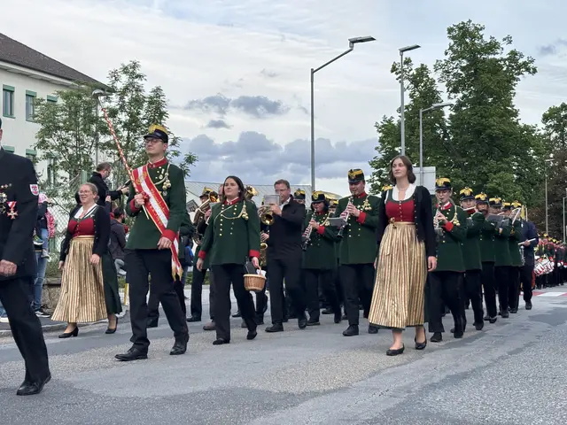 Die Formationen am Weg durch die Stadt | Foto: Daniel Schmidt