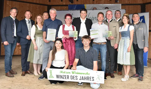 Retz feiert seine besten Tropfen und seine Winzer bei bester Stimmung