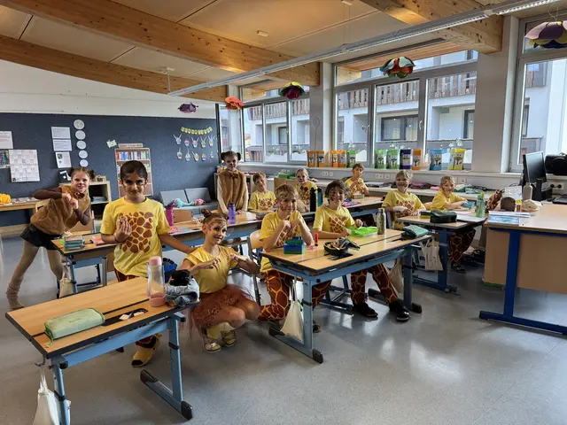 Geprobt wurde im Klassenzimmer. 