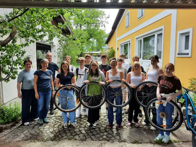 Fahrrad-Reparatur-Workshop für Schüler der Sportmittelschule Ebensee. | Foto: Frauen*forum Salzkammergut