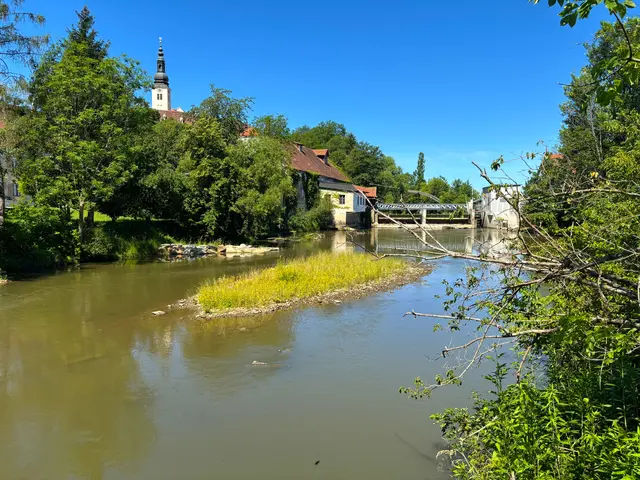 Die Schalkmühle ist heute ein modernes Kraftwerk die den gewonnenen Strom in das Netzt der Stadtgemeinde Fürstenfeld speist. | Foto: Josi Thaller