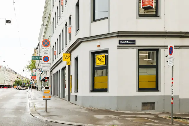 Neue Selbstbedienungsfiliale der Post eröffnet in der Hütteldorfer Straße