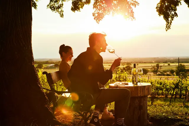 After Wort steht für eine kleine Auszeit unter freiem Himmel.
 | Foto: Weinviertel Tourismus / Michael Liebert