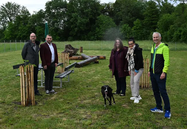 Harald Haigermoser, Stefan Renner, Bettina Leputsch-Figl, Verena Bernert, Bgm. Michael Strasser | Foto: GM Weinburg