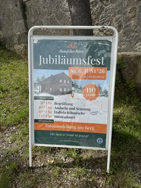 Von der Andacht bis zur Live-Musik: Das Jubiläumsfest bot ein abwechslungsreiches Programm für Jung und Alt. | Foto: Elena Fuchsbauer