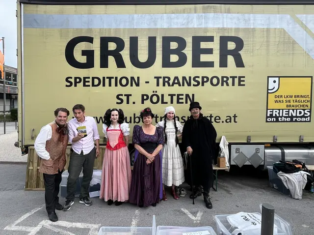 Wenn der LKW zur Theaterkulisse wird