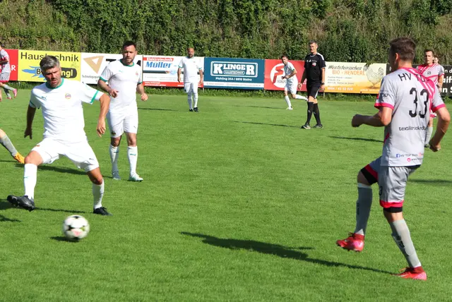 Wenn sie wollten, machten die Grün-Weißen schon mal einen Ausfallschritt | Foto: Gerhard Langmann