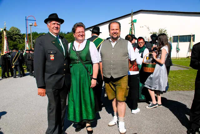 ÖKB- Obmann Alois Langbauer konnte auch Landtagsabgeordneten Bgm Silvia Karelly und Bürgermeister Roman Thomaser begrüssen 