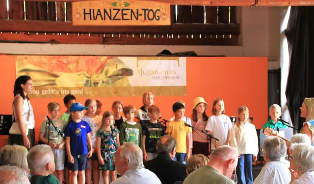 Die Volksschulkinder Oberschützen mit einer stimmigen Gesangseinlage | Foto: Peter Seper