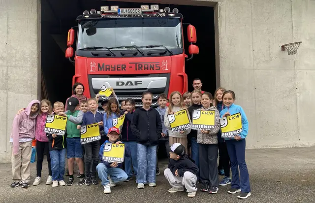 Kinder lernten in Sitzendorf wichtige Regeln beim Lkw-Worksh