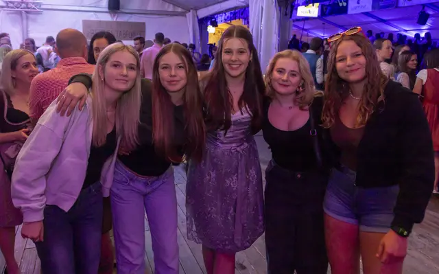 Eine Partynacht mit Posaunen und Trompeten