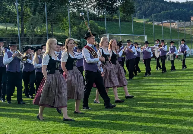 Gemeinsam für einen unterhaltsamen Abend