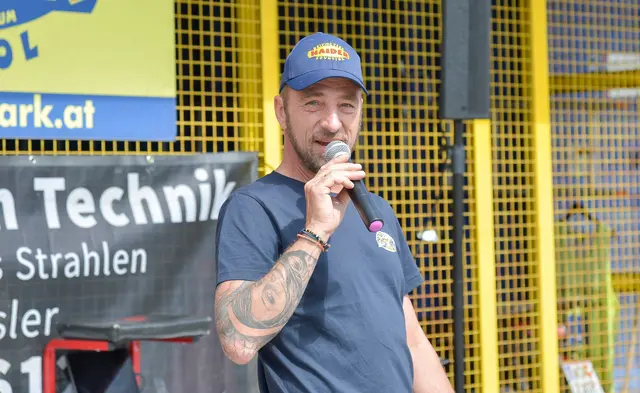 Erstes "50-Kubik-Mopedtreffen"
