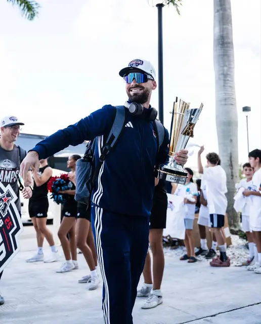Sebastian Zettl war für vier Jahre an der Florida Atlantic University. Im letzten Jahr durfte er sich über den Titel freuen.  | Foto: Zettl