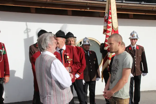 Martin Mair  gratulierte namens der Rangger Musikkapelle mit herzlichen Worten.  | Foto: Manfred Jordan