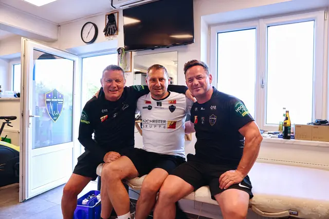 Sportlich erfolgreich: Anton Stürzl, Erfolgscoach Stefan Hinterkörner und Sportchef Dominik Mach. | Foto: Reischl