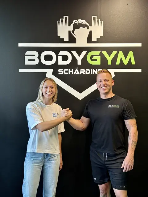 Oliver und das Bodygym-Team wollen mit der Physiotherapeutin und Trainerin Anna Loher ihre Kunden langfristig fit und gesund halten. | Foto: MeinBezirk
