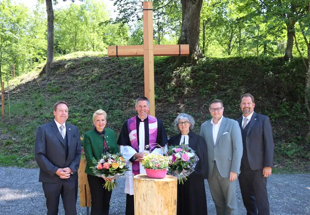 Zweiter Friedensforst in Klagenfurt offiziell eröf