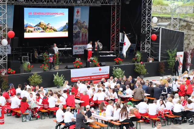 Jubiläumsfeier und Generalversammlung des Roten Kreuzes Kufstein  | Foto: Martina Obertimpfler 