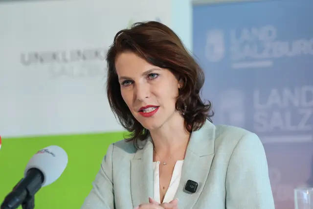 Landeshauptfrau Karoline Edtstadler | Foto: Land Salzburg/Franz Neumayr